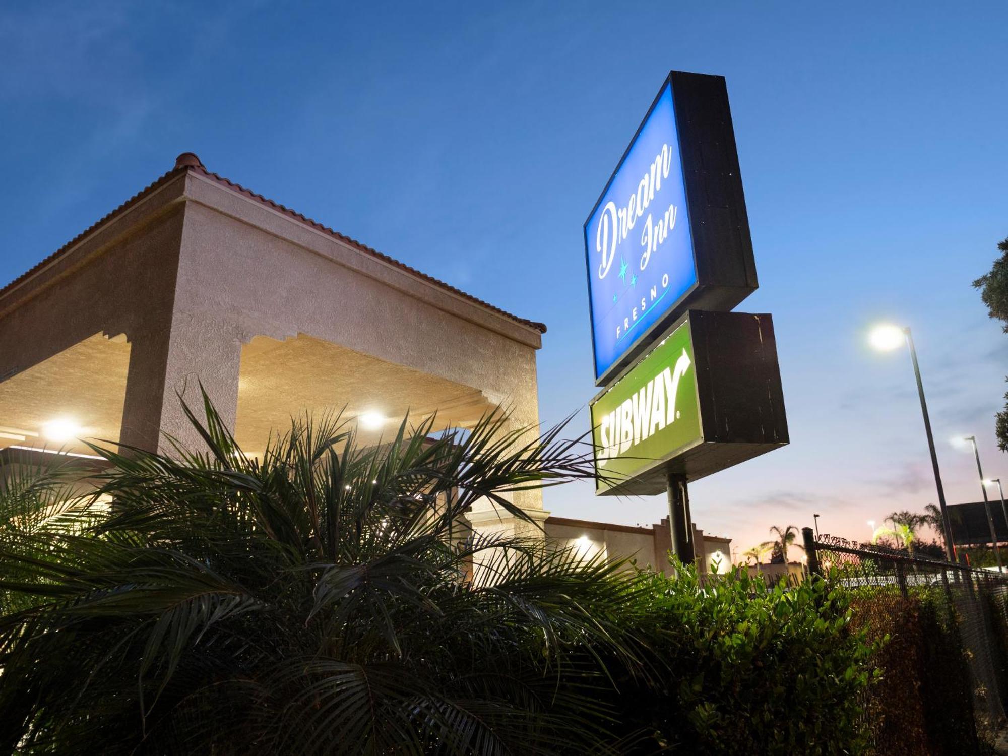 Dream Inn เฟรสโน ภายนอก รูปภาพ